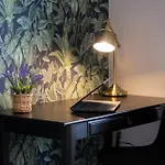 Apartmán Piekne Z Balkonem Dla 2 Osob W Warszawie By Renters *