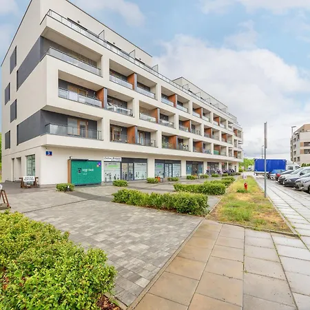 Piekne Z Balkonem Dla 2 Osob W Warszawie By Renters 아파트 바르샤바