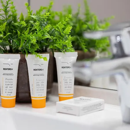 아파트 Piekne Z Balkonem Dla 2 Osob W Warszawie By Renters *