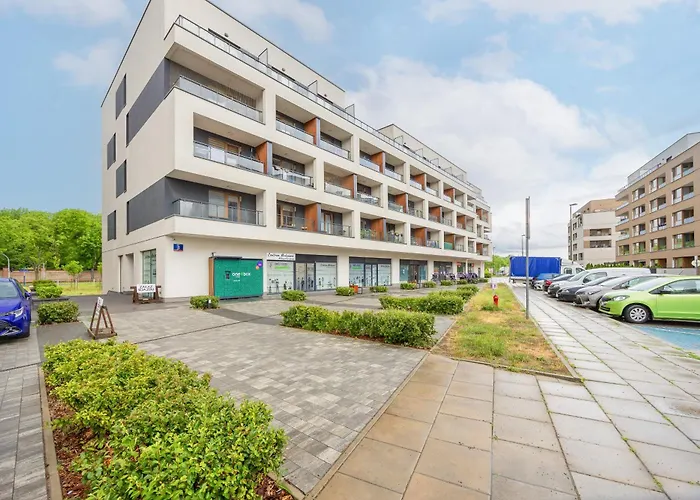 Piekne Z Balkonem Dla 2 Osob W Warszawie By Renters 아파트 바르샤바